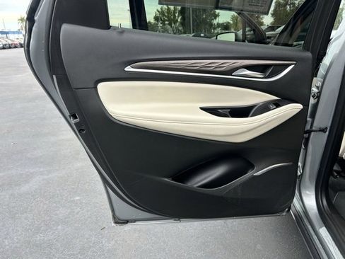 Used 2023 Buick Enclave Avenir w/ Avenir Technology Package image 13