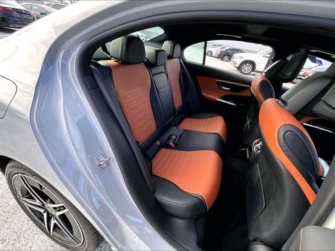 Used 2025 Mercedes-Benz C 300 4MATIC Sedan image 19
