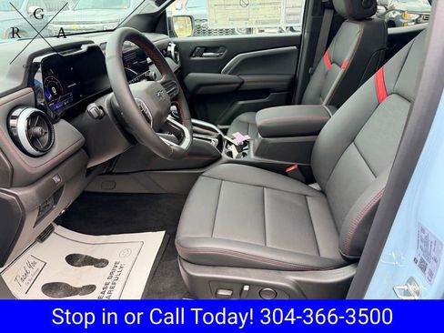 New 2026 Chevrolet Colorado Z71 w/ Midnight Edition AWD/4WD image 15