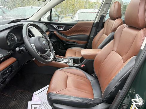 Used 2023 Subaru Forester Touring AWD/4WD image 37