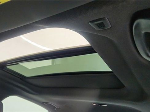 Used 2025 BMW 540i xDrive image 58