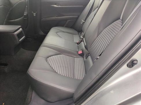 Used 2024 Toyota Camry SE image 17