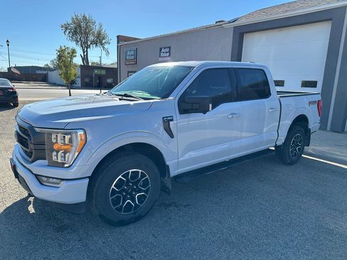 Used 2022 Ford F150 XLT w/ Equipment Group 302A High AWD/4WD image 4