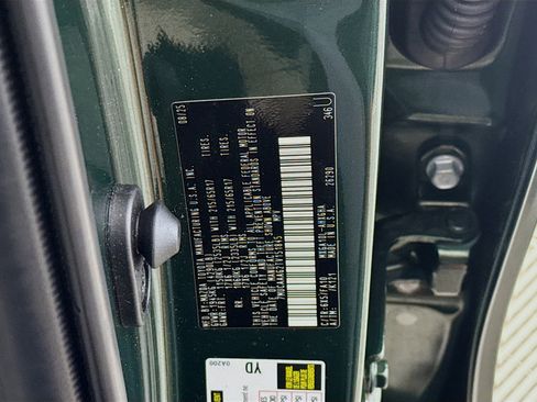 Used 2026 Toyota Corolla Cross LE image 40