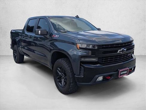 Used 2020 Chevrolet Silverado 1500 LT Trail Boss AWD/4WD image 3