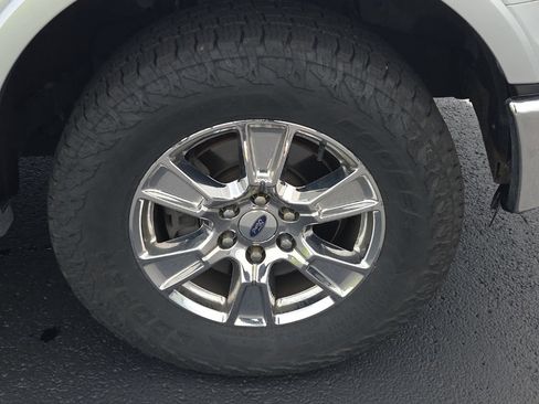 Used 2016 Ford F150 Lariat w/ Equipment Group 502A Luxury AWD/4WD image 12