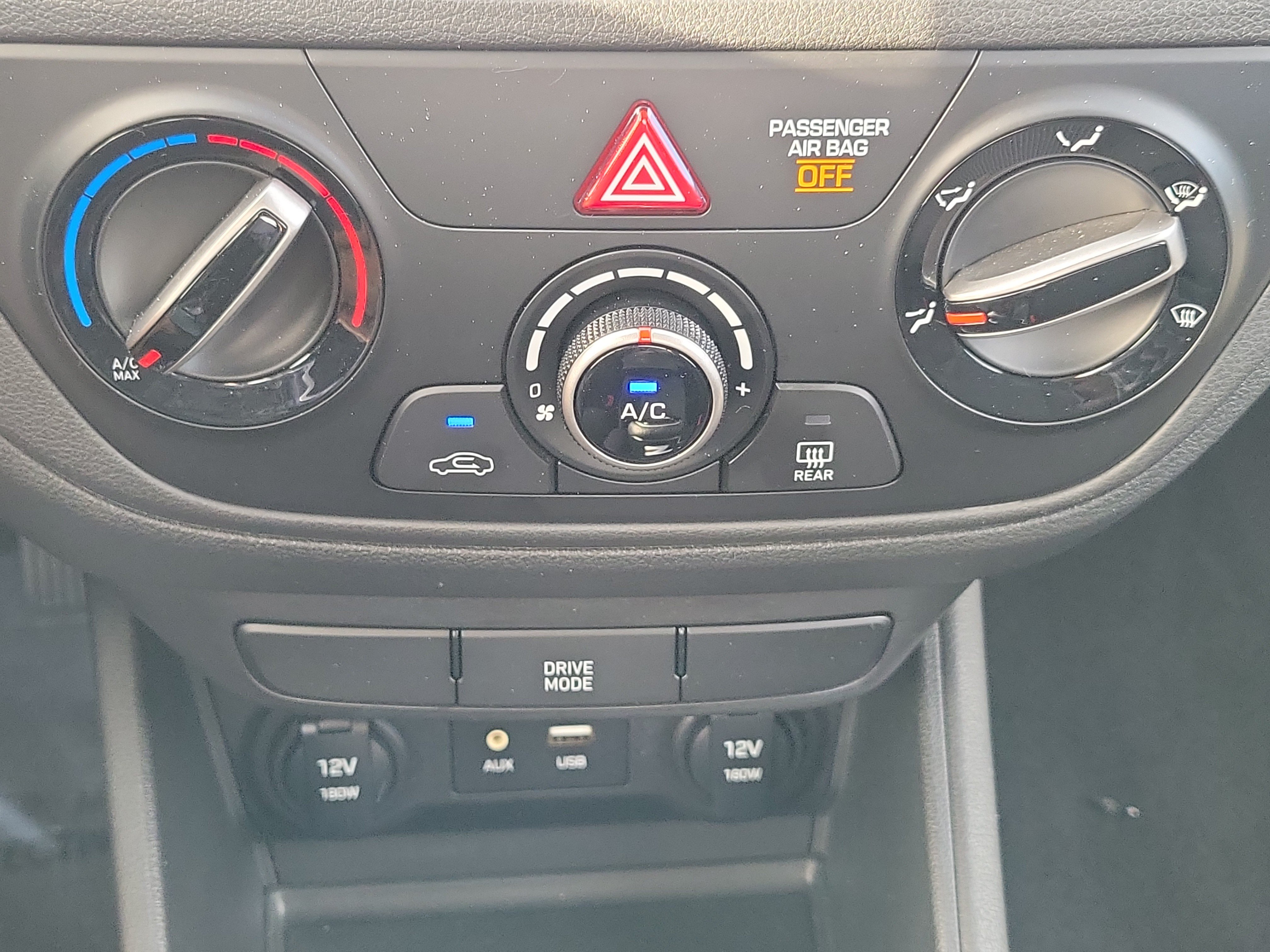 Used 2022 Hyundai Accent SEL FWD image 22