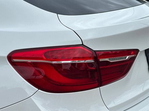 Used 2019 BMW X6 xDrive35i w/ M Sport Package image 32