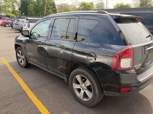 Used 2016 Jeep Compass High Altitude AWD/4WD image 9