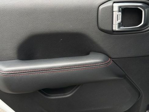 Used 2022 Jeep Gladiator Rubicon w/ Trailer Tow Package image 25