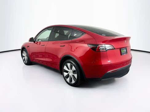Used 2022 Tesla Model Y Long Range AWD/4WD image 5