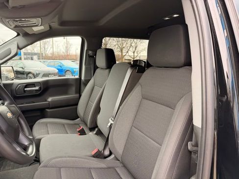 Used 2023 Chevrolet Silverado 1500 Custom image 15