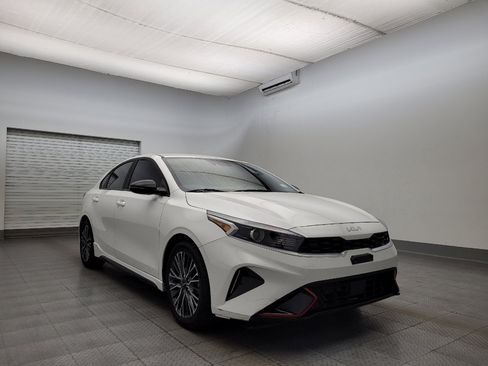 Used 2023 Kia Forte GT-Line w/ GT-Line Technology Package image 13