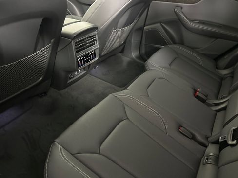 New 2026 Audi Q8 Premium Plus image 11