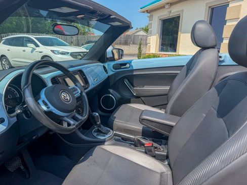 Used 2015 Volkswagen Beetle 1.8T FWD image 5