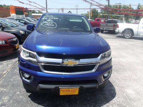 Used 2016 Chevrolet Colorado LT w/ LT Convenience Package RWD image 2