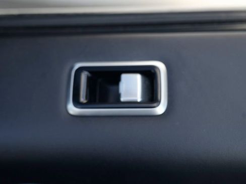 Used 2020 Land Rover Range Rover Sport HSE Dynamic image 40