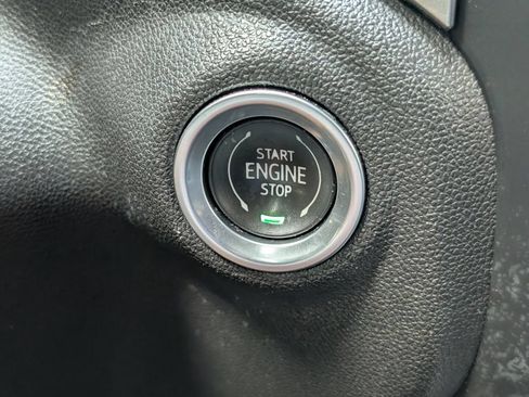 Used 2021 Chevrolet Silverado 1500 RST AWD/4WD image 16