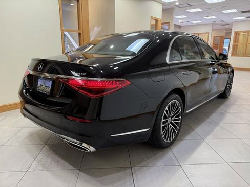 Used 2025 Mercedes-Benz S 580 4MATIC Sedan image 5