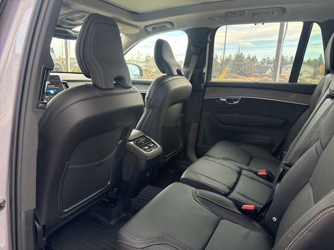 New 2026 Volvo XC90 B6 Ultra w/ Protection Package image 10