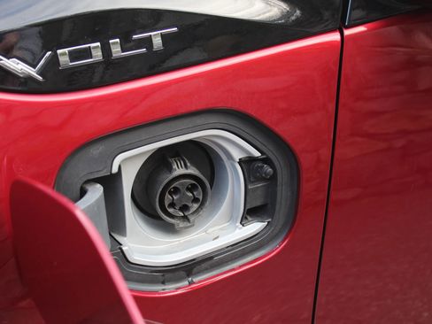 Used 2019 Chevrolet Volt LT w/ Power Convenience Package FWD image 42