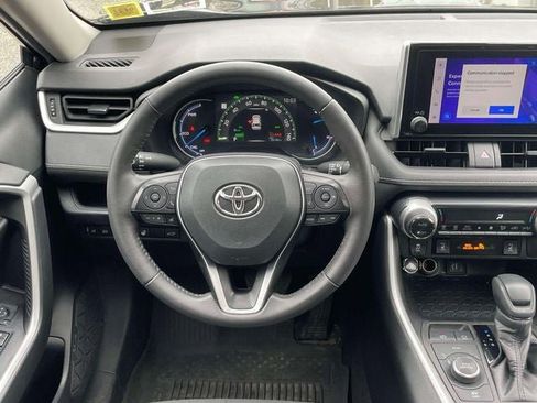 Certified 2023 Toyota RAV4 XLE w/ Convenience Package image 14