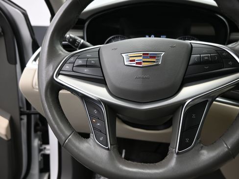 Used 2023 Cadillac XT5 Premium Luxury AWD/4WD image 22