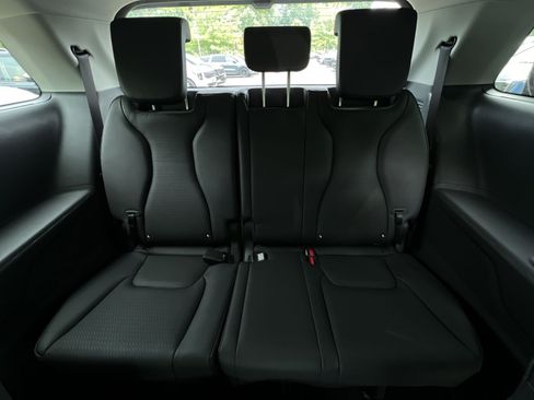 New 2026 Kia Carnival SX Prestige FWD image 32