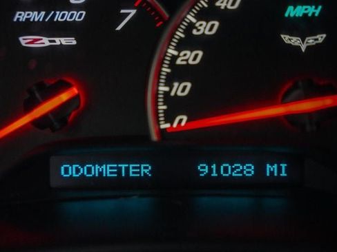 Used 2009 Chevrolet Corvette Z06 w/ Preferred Equipment Group RWD image 5