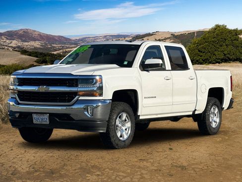 Used 2018 Chevrolet Silverado 1500 LT w/ All Star Edition image 8