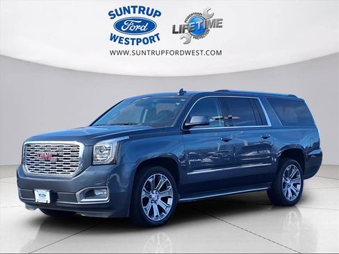 Used 2020 GMC Yukon XL Denali w/ Open Road Package image 32