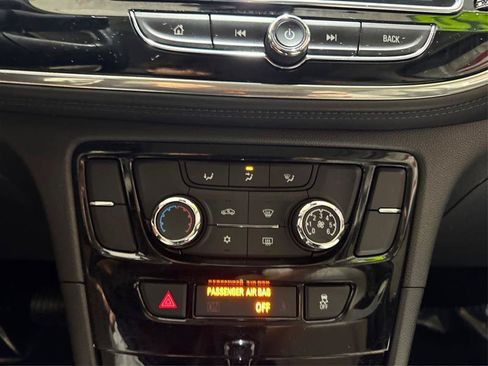 Used 2020 Buick Encore Preferred w/ Safety Package FWD image 27