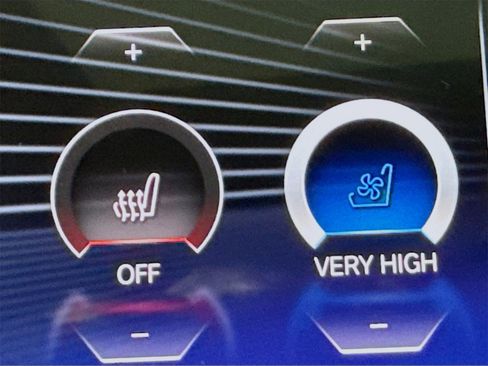 Certified 2023 BMW i4 eDrive35 w/ Premium Package image 20