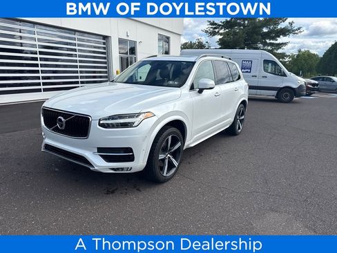 Used 2018 Volvo XC90 T5 Momentum w/ Convenience Package AWD/4WD image 1