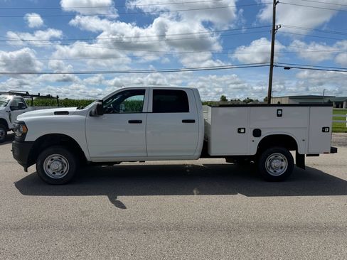 Used 2024 RAM 2500 Tradesman AWD/4WD image 1