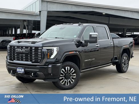 Used 2024 GMC Sierra 2500 Denali Ultimate w/ Max Trailering Package image 1