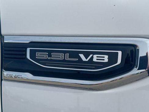 Used 2024 GMC Sierra 1500 SLT image 13