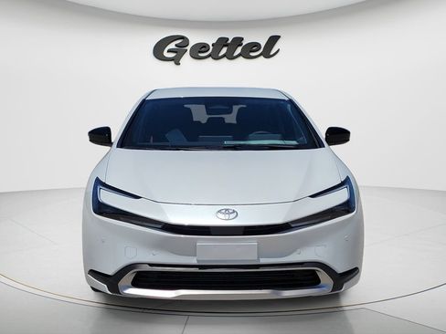 New 2026 Toyota Prius Plug-In Hybrid FWD image 8