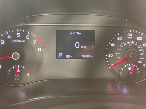 Used 2022 Kia Soul LX w/ Technology Package image 6