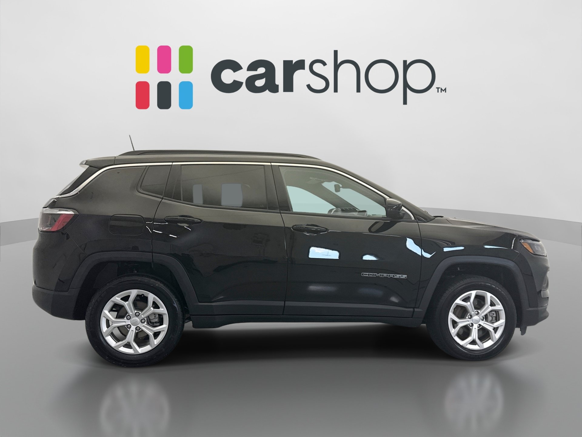 Used 2024 Jeep Compass Latitude AWD/4WD image 6
