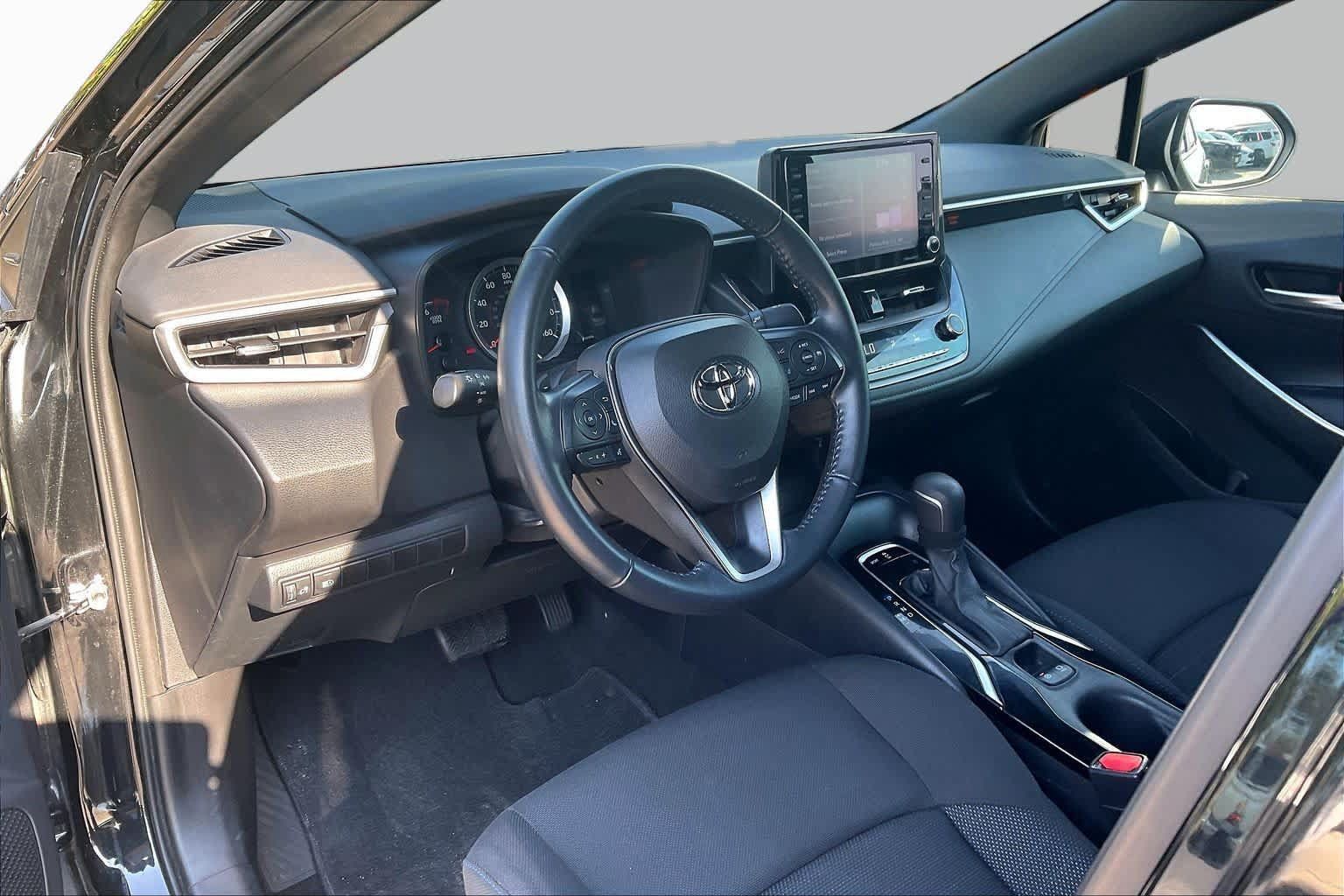 Used 2022 Toyota Corolla SE FWD image 17