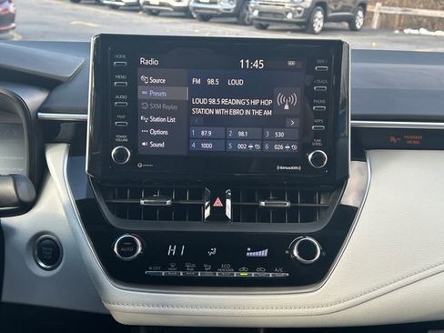 Used 2021 Toyota Corolla SE image 19