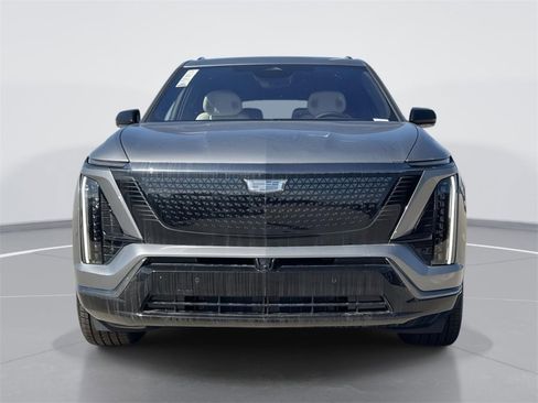 New 2026 Cadillac Vistiq Sport image 4