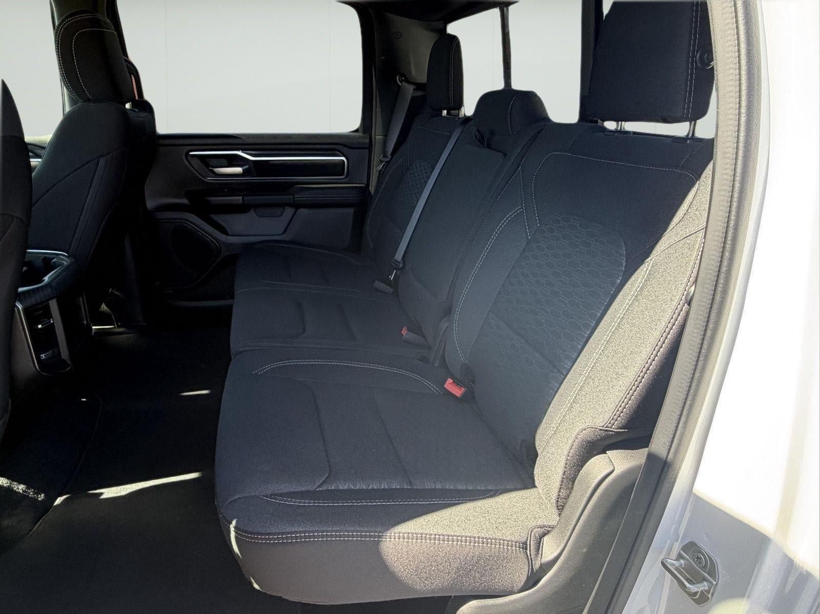 Used 2025 RAM 1500 Big Horn AWD/4WD image 30