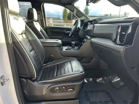 Used 2022 GMC Sierra 1500 AT4X image 44