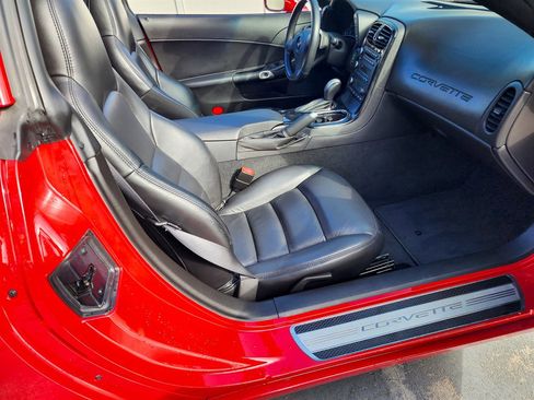 Used 2008 Chevrolet Corvette Coupe image 25