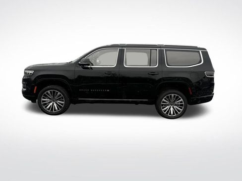 Used 2022 Jeep Grand Wagoneer Series III image 5