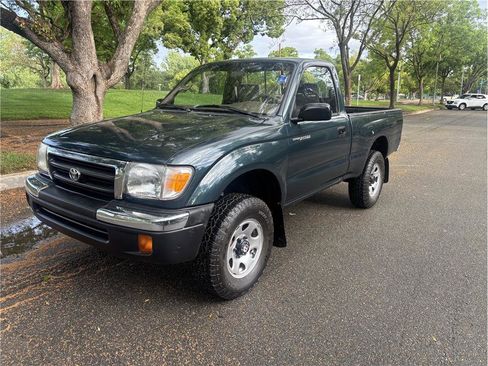 Used 1998 Toyota Tacoma 4x4 Regular Cab image 1
