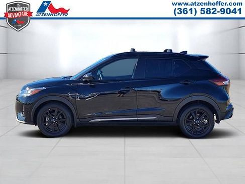 Used 2024 Nissan Kicks SR w/ Interior Electronics Package image 4