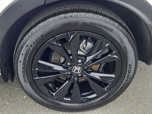 Used 2024 Honda CR-V Sport Touring image 3